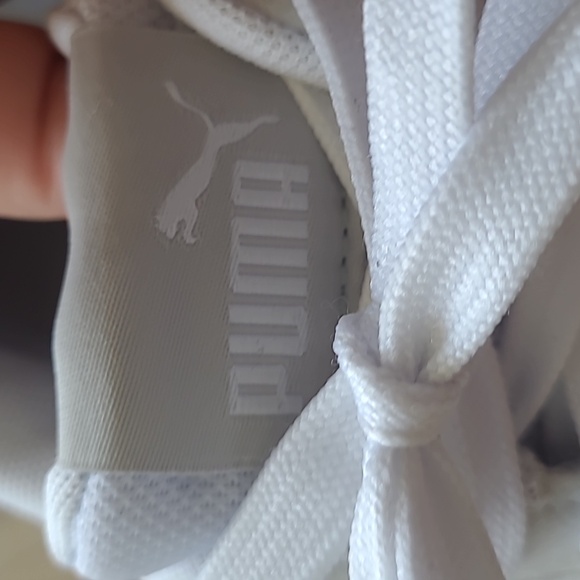 Puma Sneakers Size 8.5 - Picture 9 of 10
